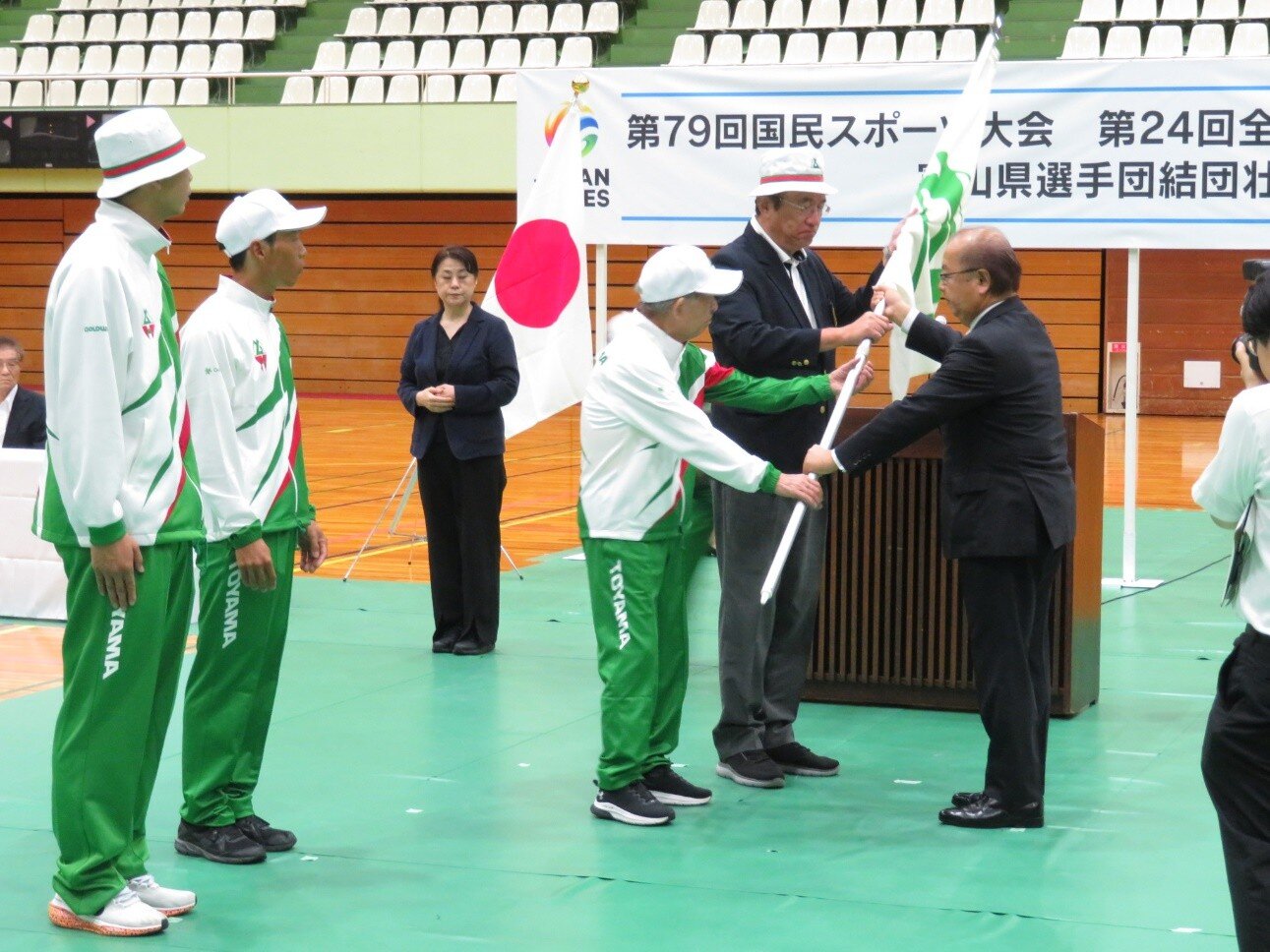 02.jpg