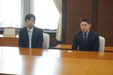 パリオリンピック競技大会 バドミントン競技 日本代表に内定した保木卓朗選手　知事表敬訪問