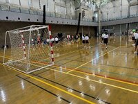 アランマーレ富山ハンドボールチームが県外学生らと合同合宿