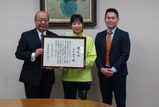 パラバドミントン河合紫乃選手の知事表敬及び特別表彰